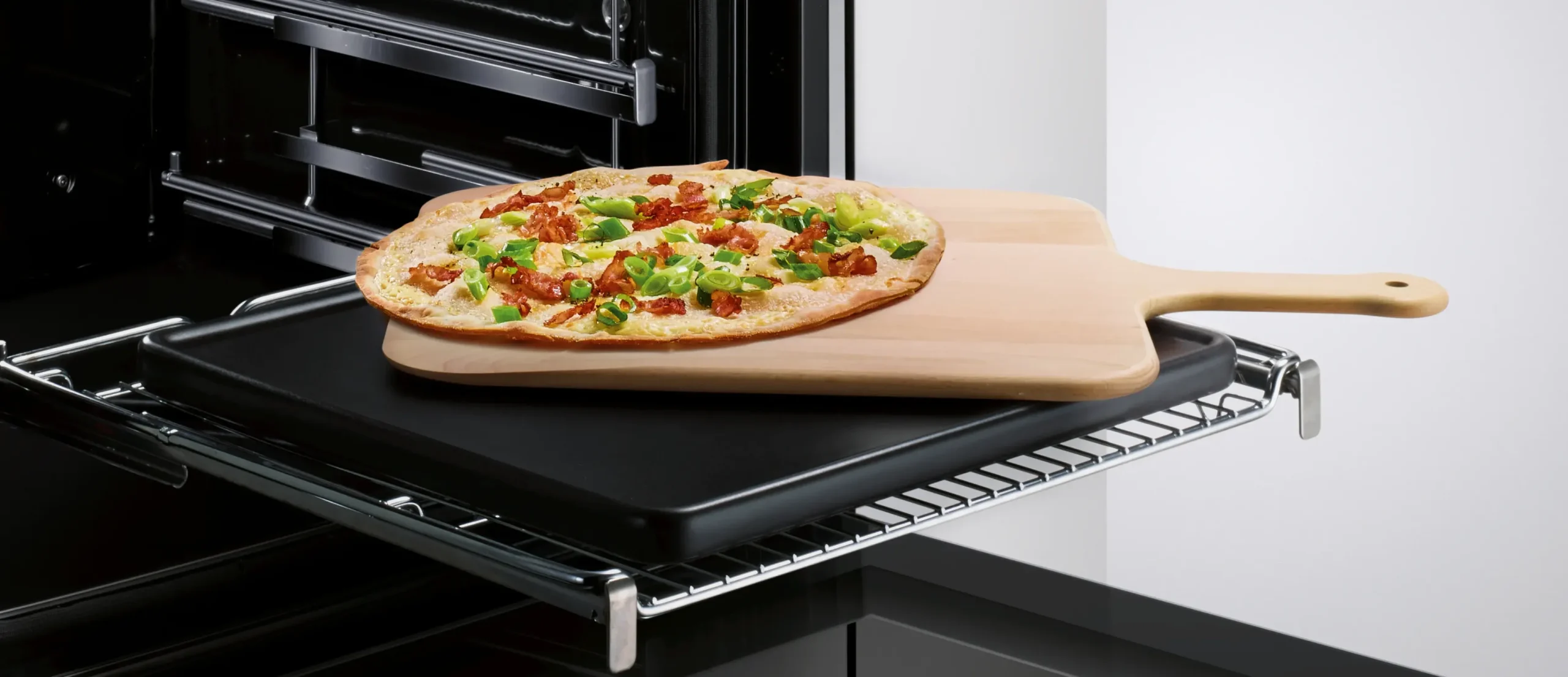 00577535 Pizzasteen voor het bakken van brood en pizza in de oven