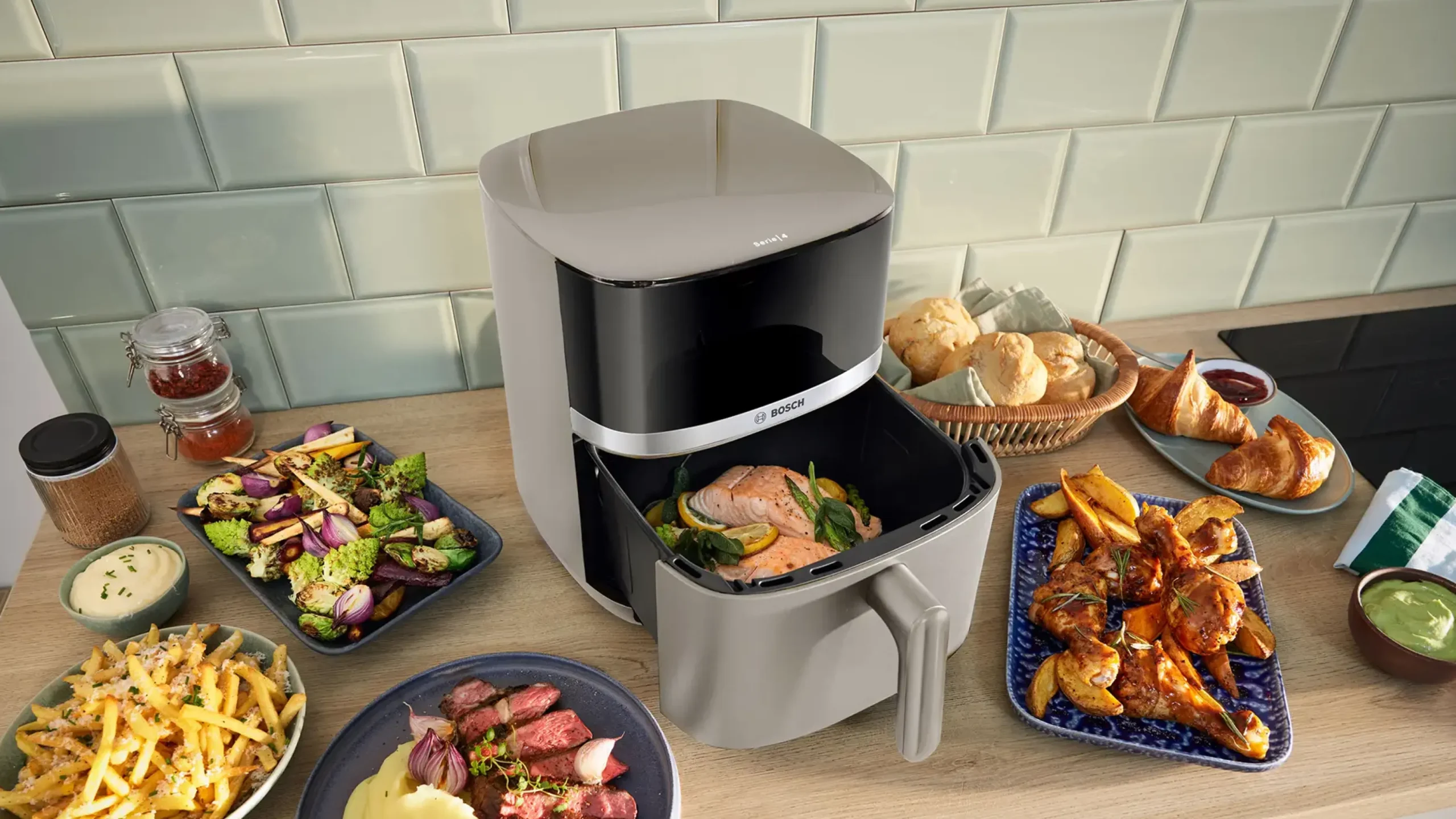 Serie 4 Air Fryer dark cream