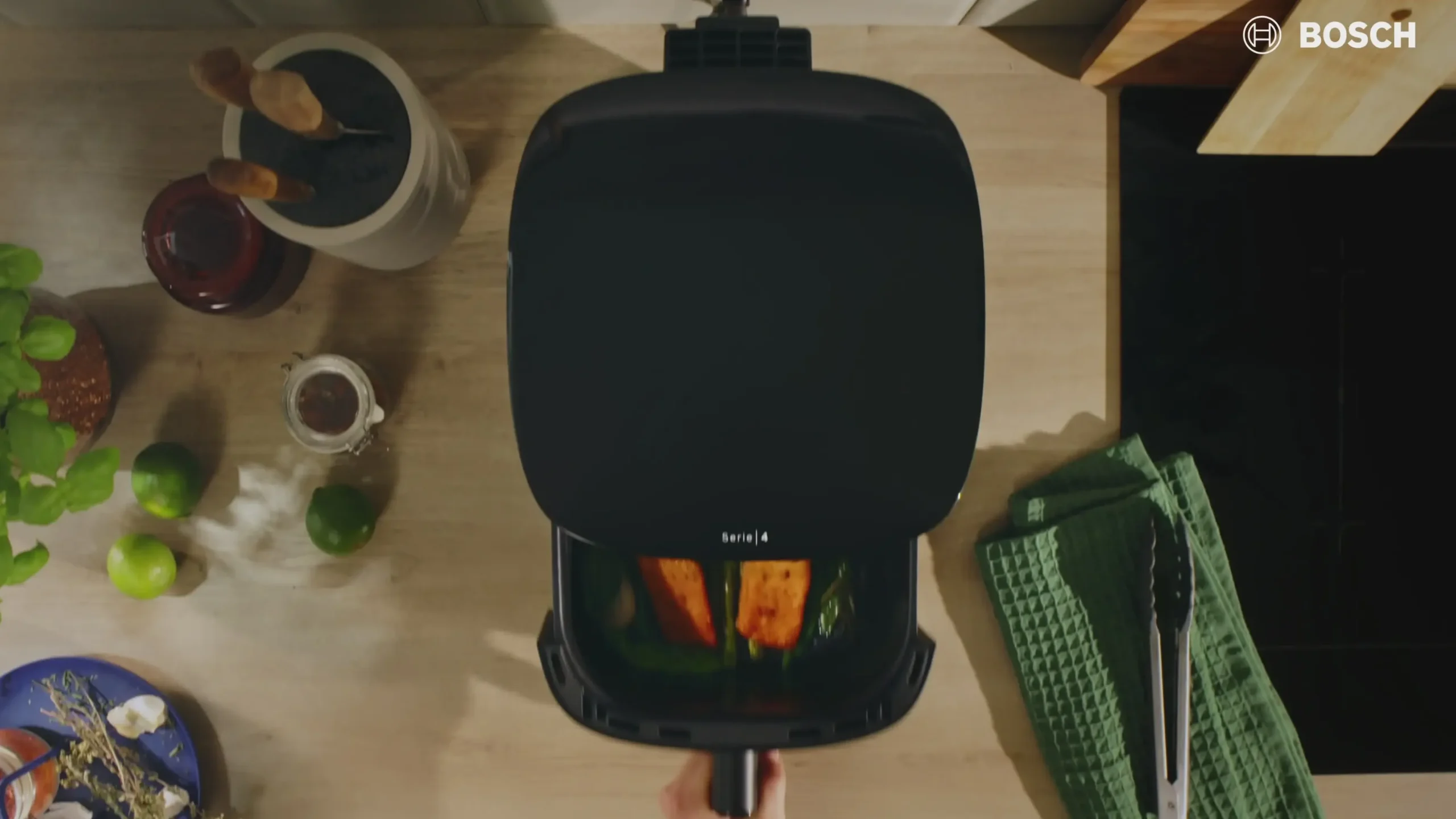 Serie 4 Air Fryer Zwart