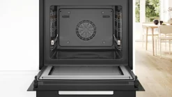 Serie 8 Bakoven met magnetron 60 x 60 cm Zwart