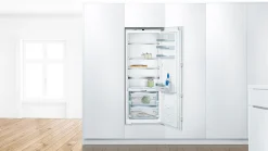 Serie 8 Inbouw koelkast 139.7 x 55.8 cm Vlakscharnier