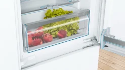 Serie 6 Inbouw koel-vriescombinatie 177.2 x 55.8 cm Vlakscharnier