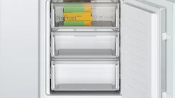 Serie 2 Inbouw koel-vriescombinatie 177.2 x 54.1 cm Sleepdeur