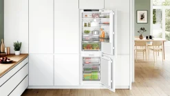 Serie 6 Inbouw koel-vriescombinatie 177.2 x 55.8 cm Vlakscharnier met SoftClose