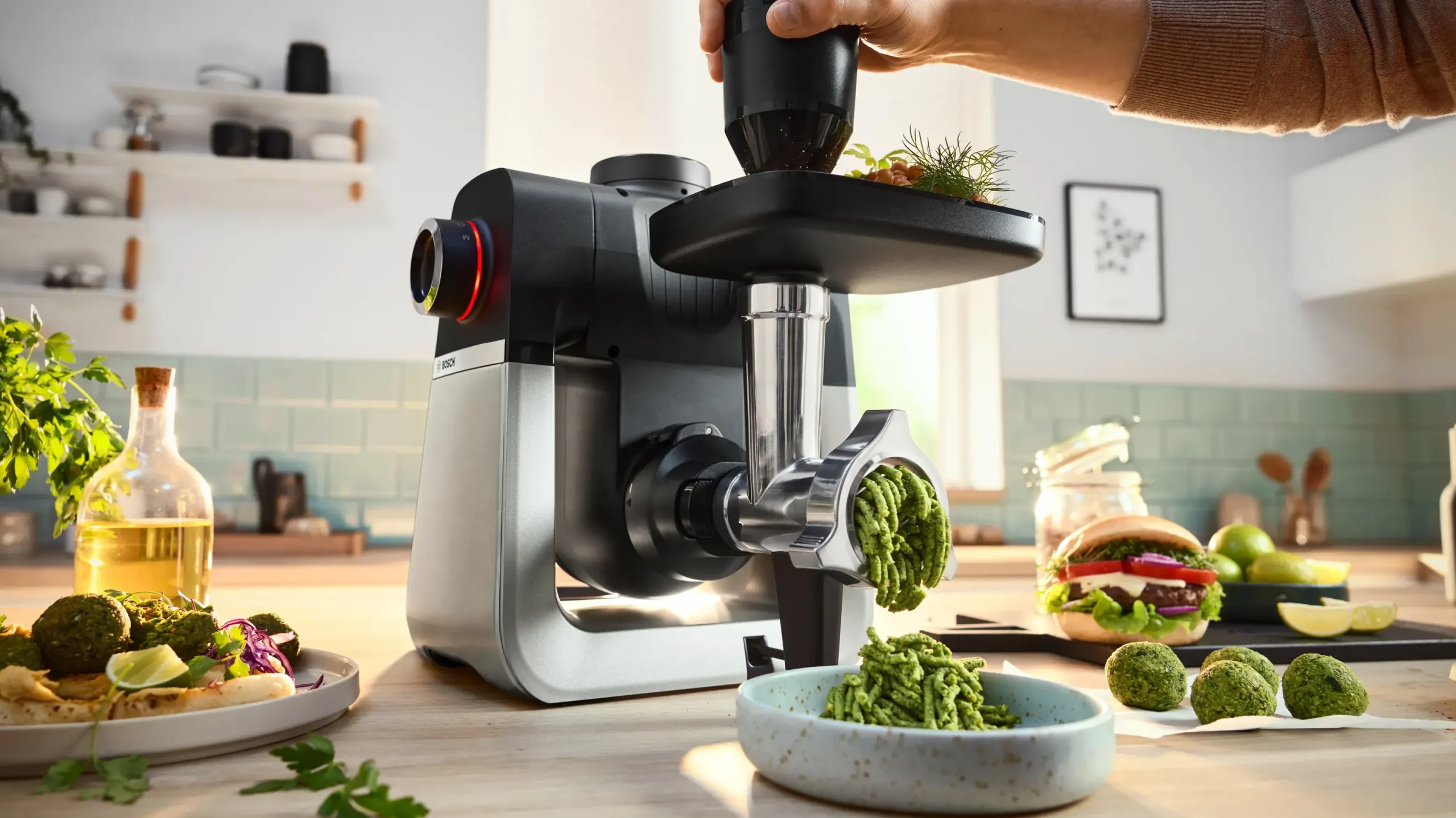 Serie 6 Keukenmachine met weegschaal en timer 1600 W Zwart, RVS
