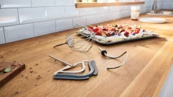 Serie 4 Keukenmachine met weegschaal en timer MUM 5 1000 W Wit, Champagne