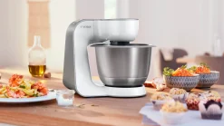 Serie 4 Keukenmachine MUM 5 1000 W Wit, Zilver