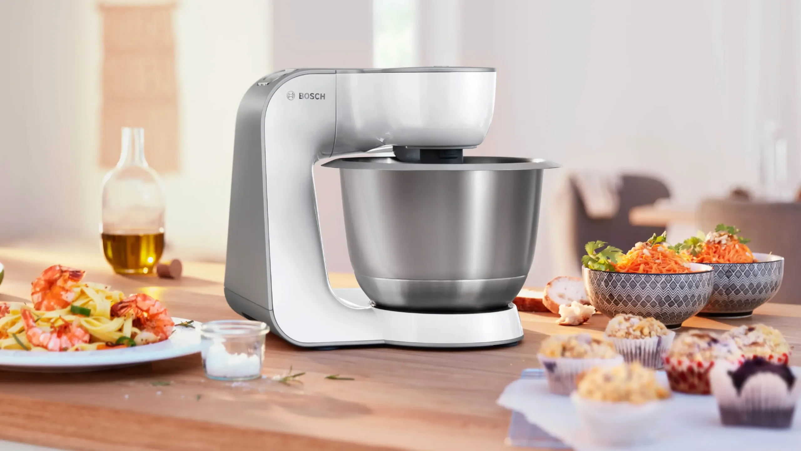 Serie 4 Keukenmachine MUM 5 1000 W Wit, Zilver