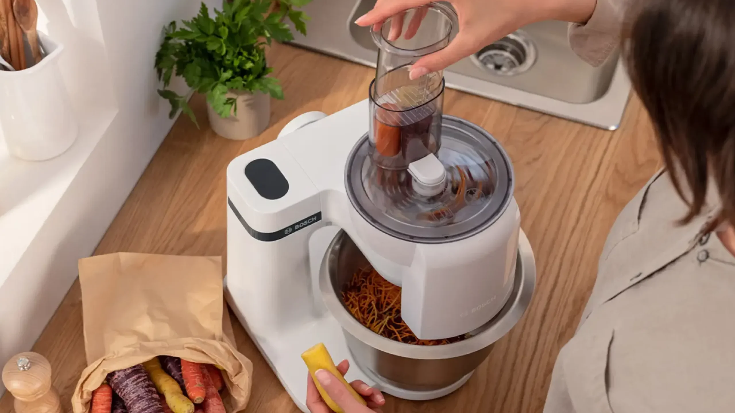 Serie 2 Keukenmachine MUM 700 W Wit, Wit