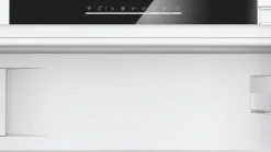 Serie 6 Onderbouw koelkast met vriesvak 82 x 59.8 cm Vlakscharnier met SoftClose