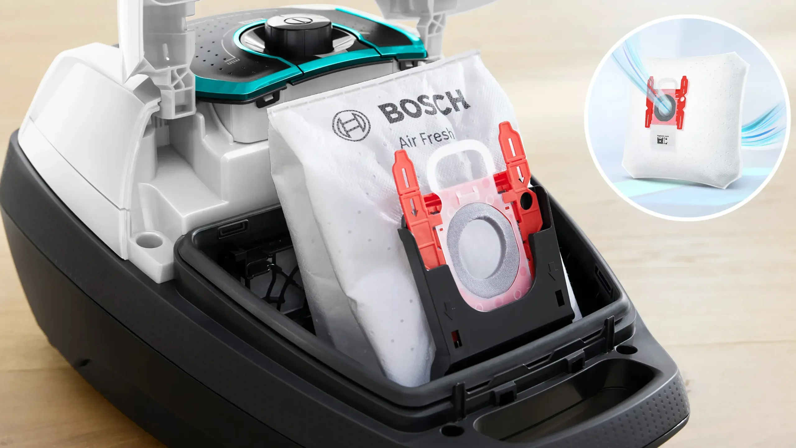 Serie 8 Stofzuiger met zak ProHygienic Wit